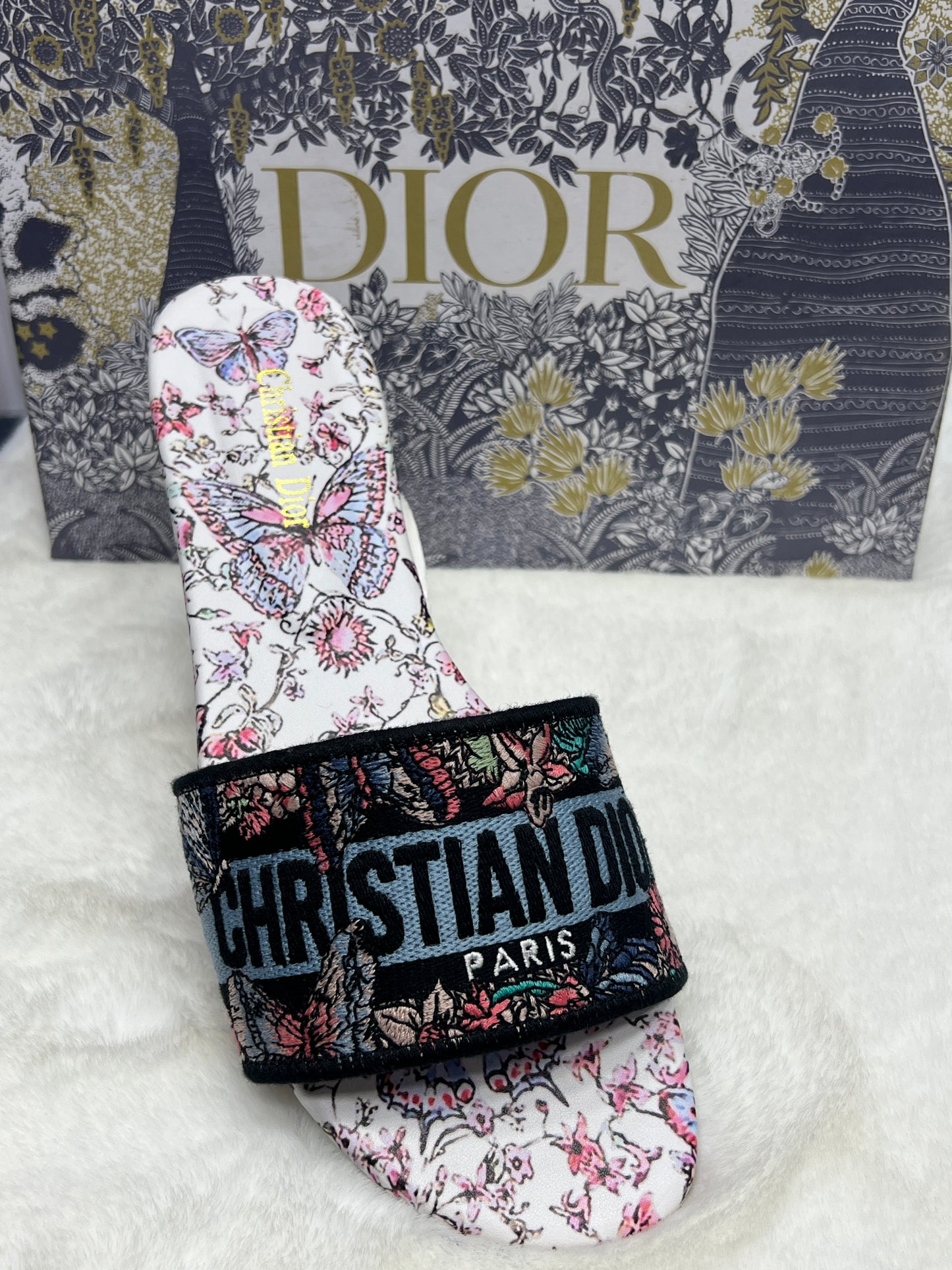 Premium Designer Style Ladies Slides – Floral Printed Strap Slippers (Inspired by Paris Fashion)