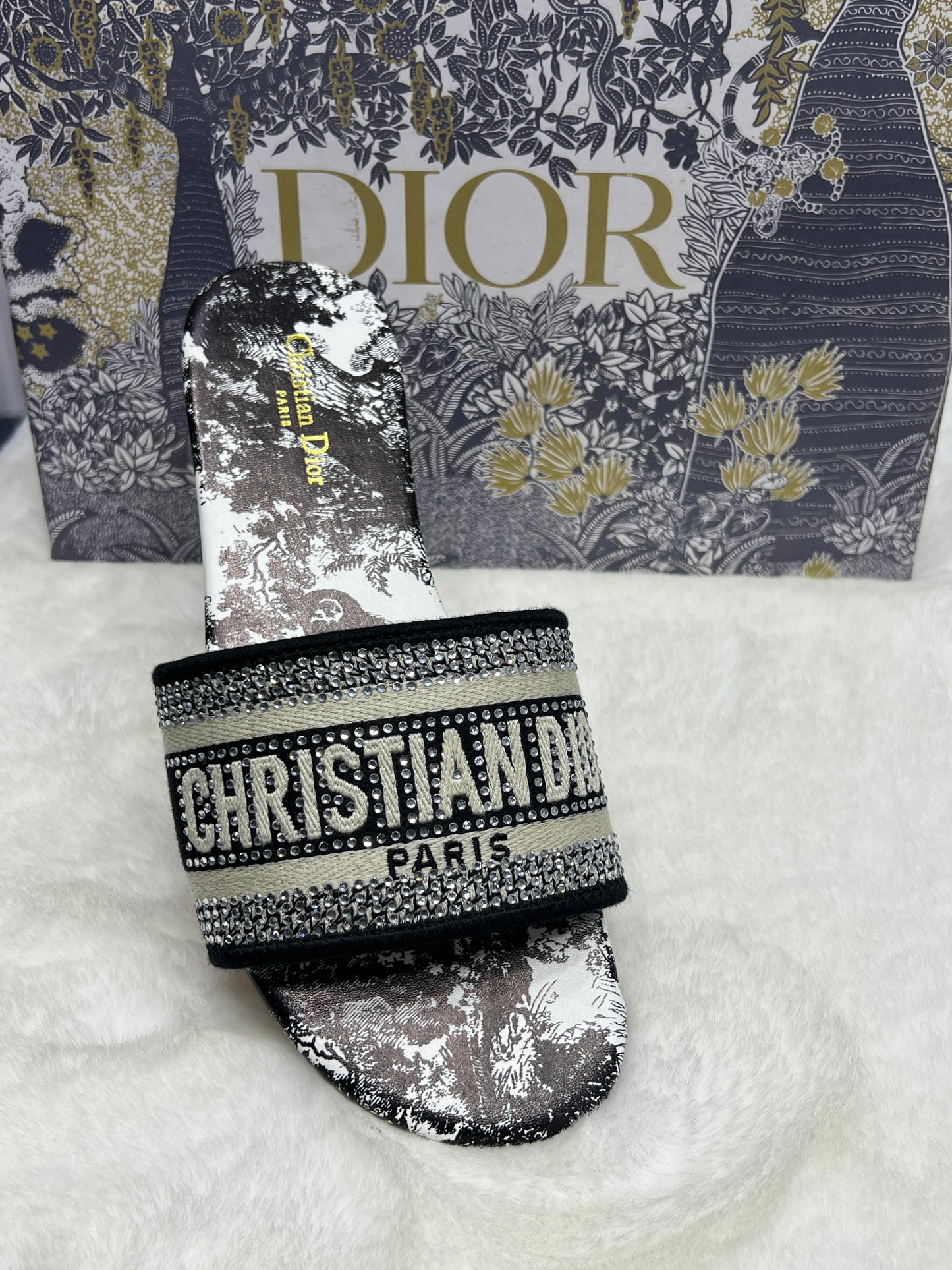 Premium Designer Style Ladies Slides – Floral Printed Strap Slippers (Inspired by Paris Fashion)